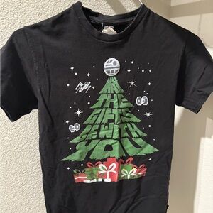 Star Wars Women’s May The Gifts Be With You Christmas t-shirt Size Small